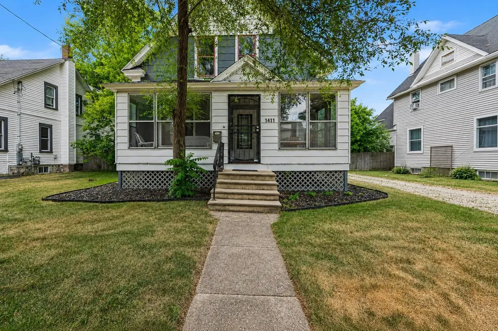 1411 E Stockbridge Kalamazoo City MI 49001