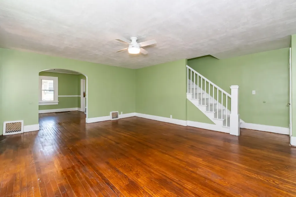 1112 Washburn Avenue Kalamazoo Charter Township MI 49048