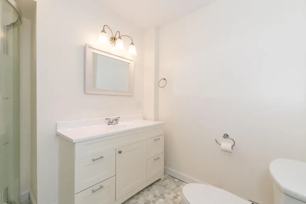 1112 Washburn Avenue Kalamazoo Charter Township MI 49048