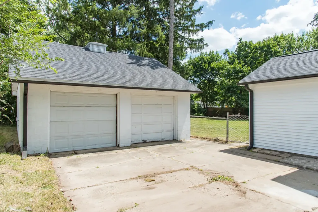 1112 Washburn Avenue Kalamazoo Charter Township MI 49048