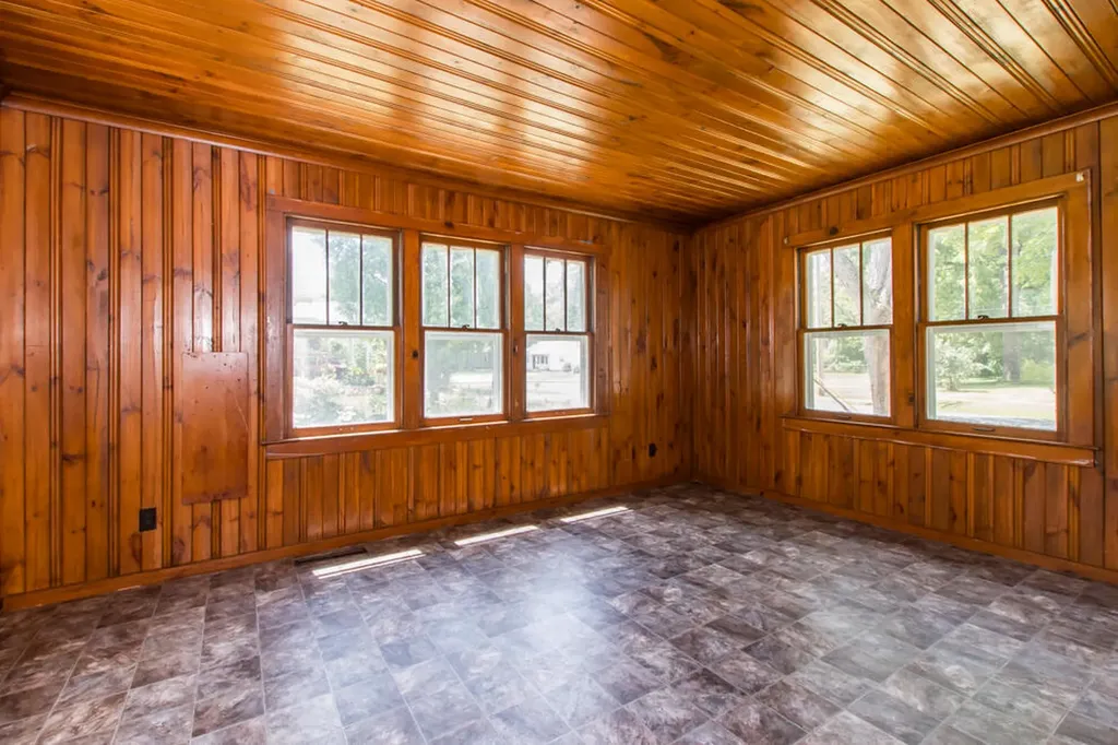 1112 Washburn Avenue Kalamazoo Charter Township MI 49048