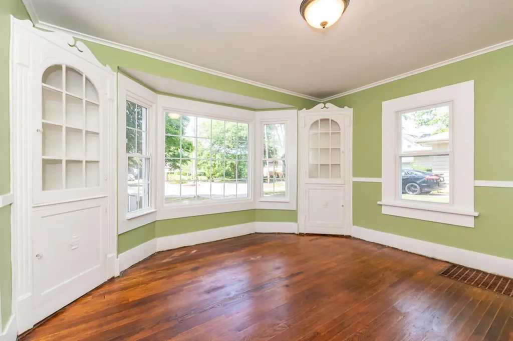 1112 Washburn Avenue Kalamazoo Charter Township MI 49048