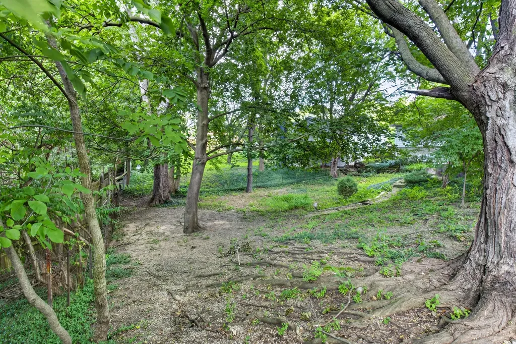 118 S Lauderdale Drive Kalamazoo Charter Township MI 49006