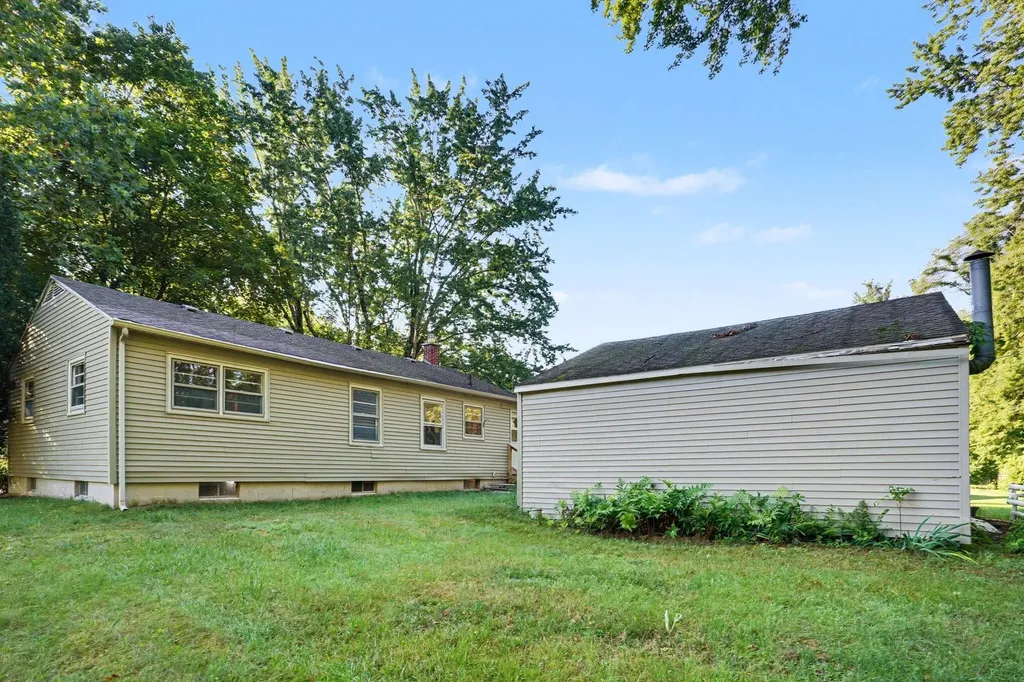 601 Marcelletti Avenue Paw Paw Village MI 49079