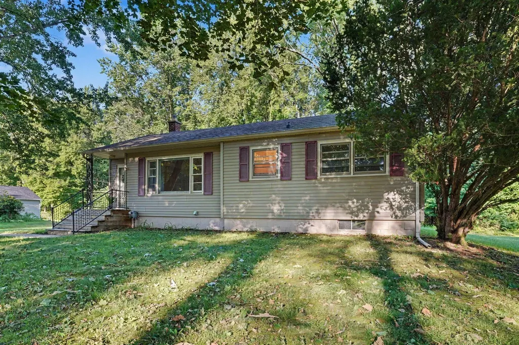 601 Marcelletti Avenue Paw Paw Village MI 49079