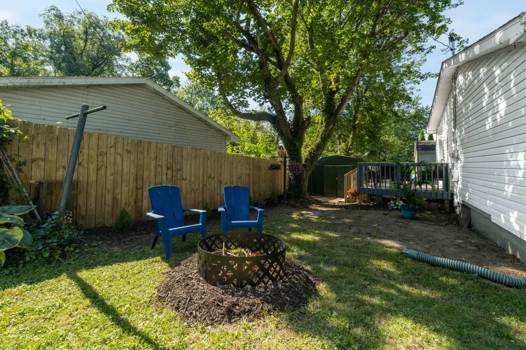54565 Adams Avenue Silver Creek Township MI 49111