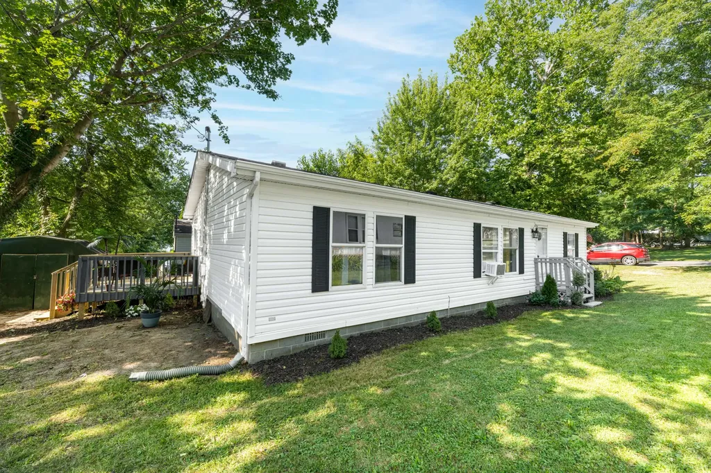 54565 Adams Avenue Silver Creek Township MI 49111
