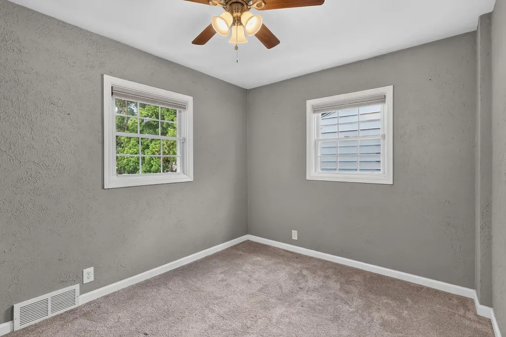 2117 Dorchester Avenue Kalamazoo City MI 49001