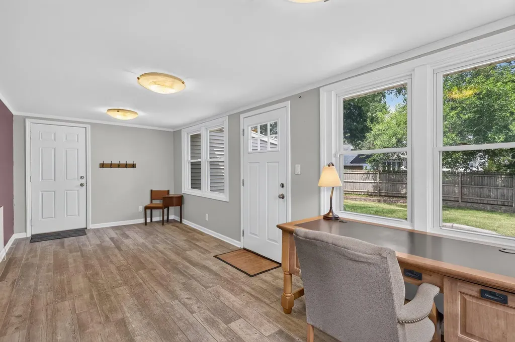 2117 Dorchester Avenue Kalamazoo City MI 49001