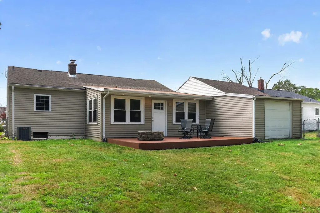 2117 Dorchester Avenue Kalamazoo City MI 49001