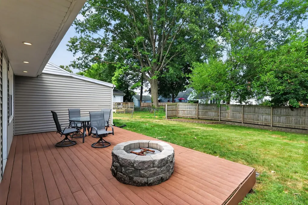 2117 Dorchester Avenue Kalamazoo City MI 49001