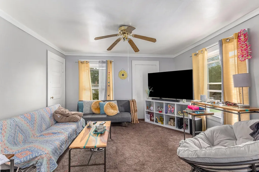 914 Courtney Street NW Grand Rapids City MI 49504