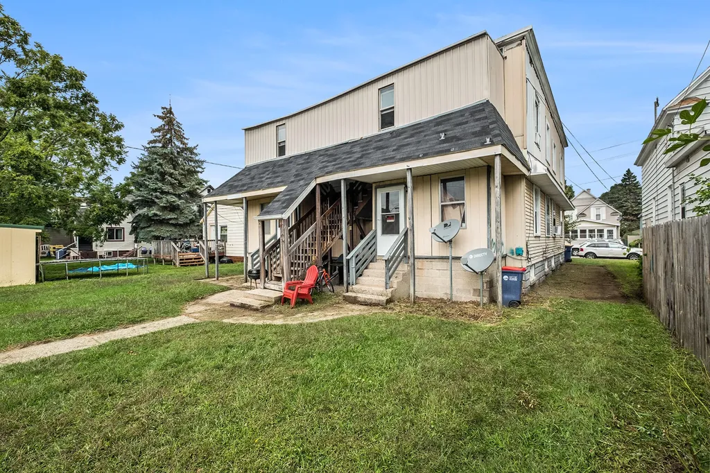 914 Courtney Street NW Grand Rapids City MI 49504