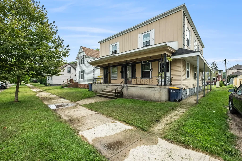914 Courtney Street NW Grand Rapids City MI 49504