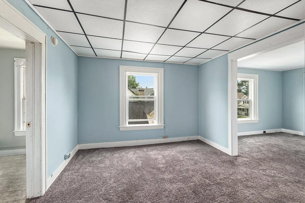 914 Courtney Street NW Grand Rapids City MI 49504