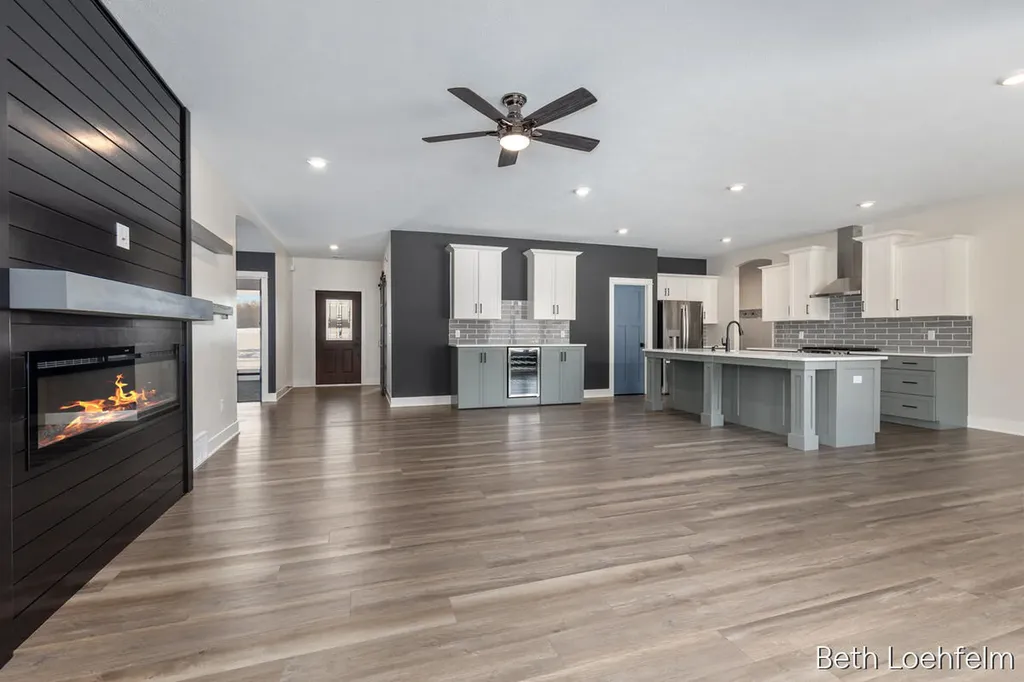1885 Shaw Road Casnovia Township MI 49303