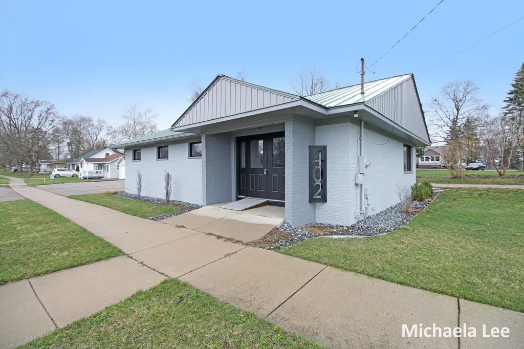 402 Thornton Street Middleville Village MI 49333