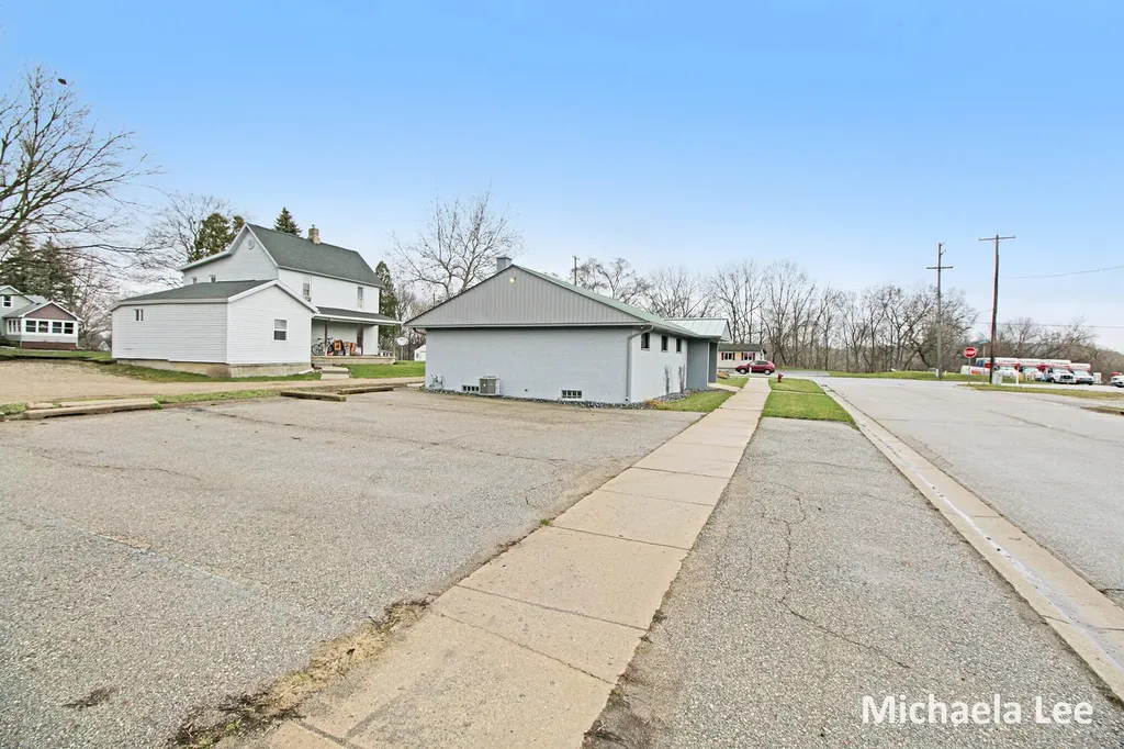 402 Thornton Street Middleville Village MI 49333