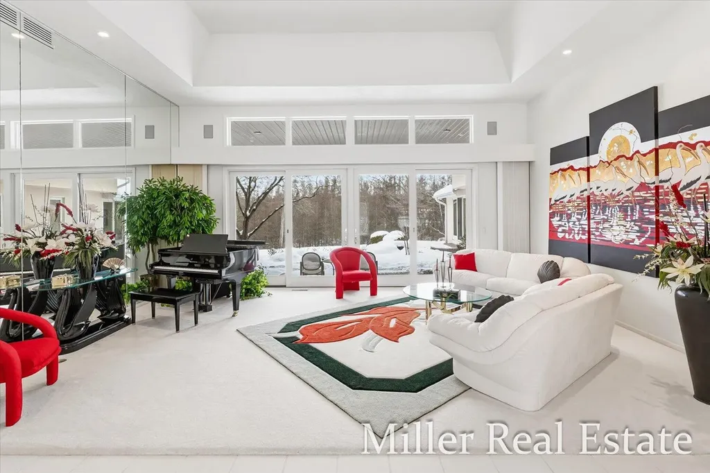 660 Indian Hills Drive Hastings Charter Township MI 49058