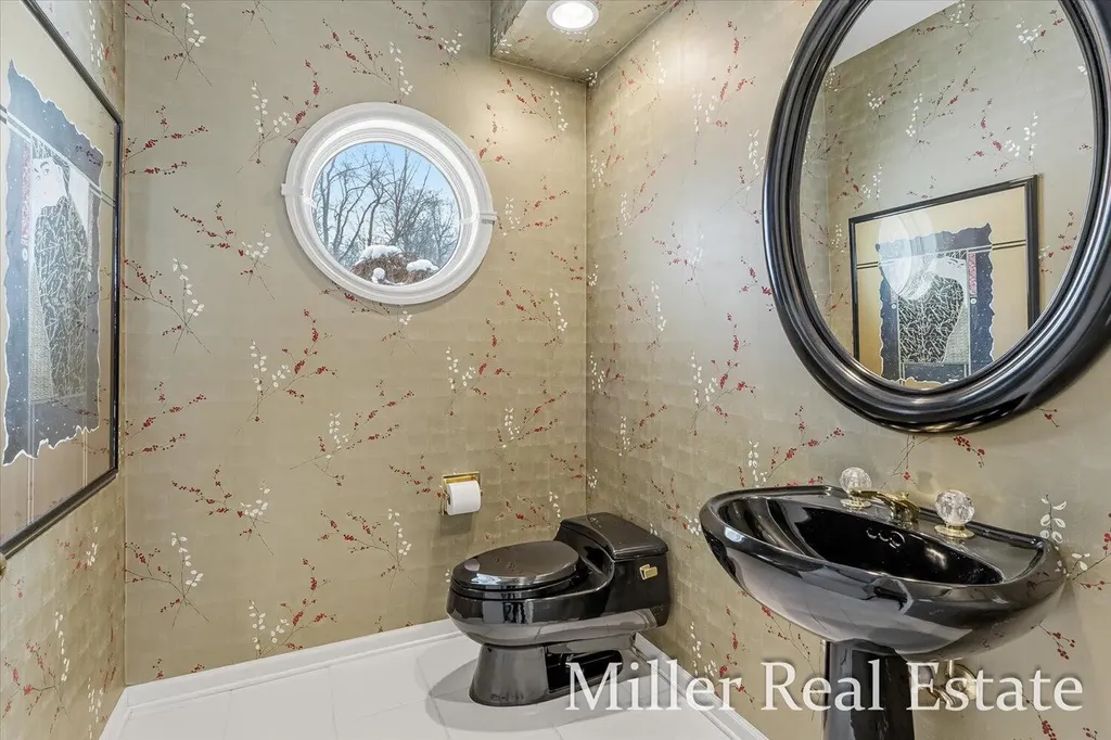 660 Indian Hills Drive Hastings Charter Township MI 49058