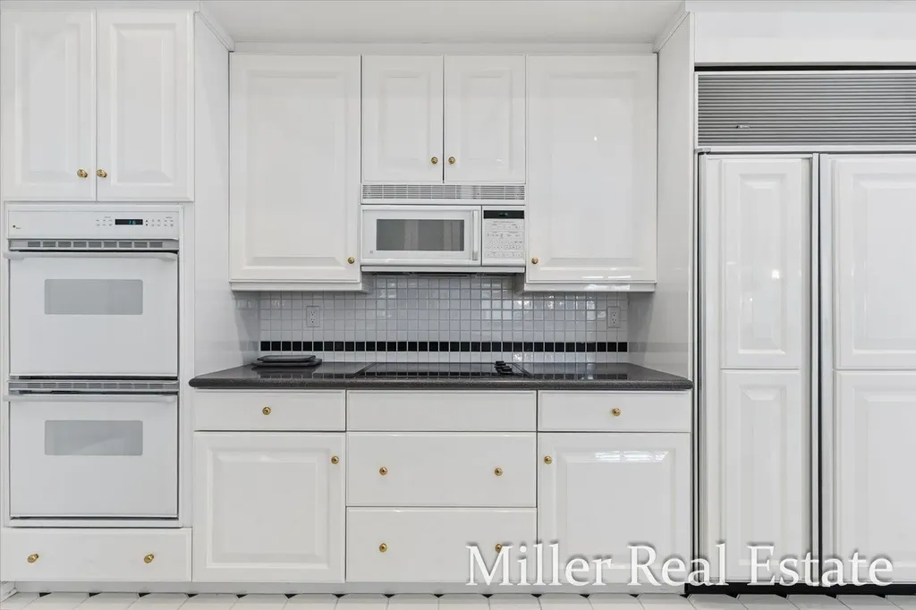 660 Indian Hills Drive Hastings Charter Township MI 49058