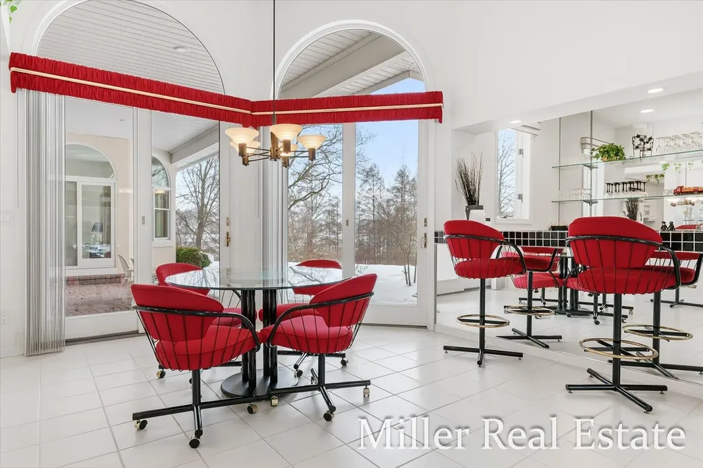 660 Indian Hills Drive Hastings Charter Township MI 49058