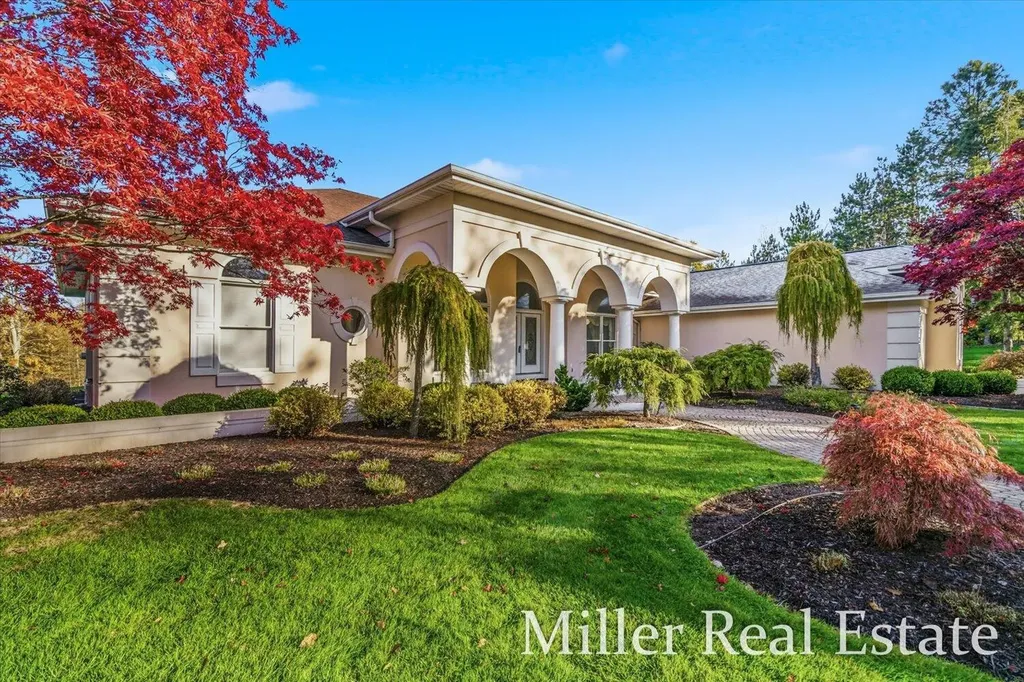 660 Indian Hills Drive Hastings Charter Township MI 49058