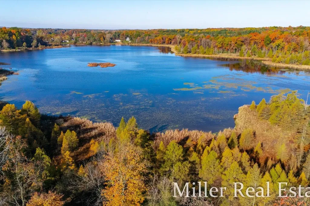 660 Indian Hills Drive Hastings Charter Township MI 49058