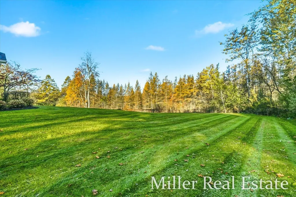 660 Indian Hills Drive Hastings Charter Township MI 49058