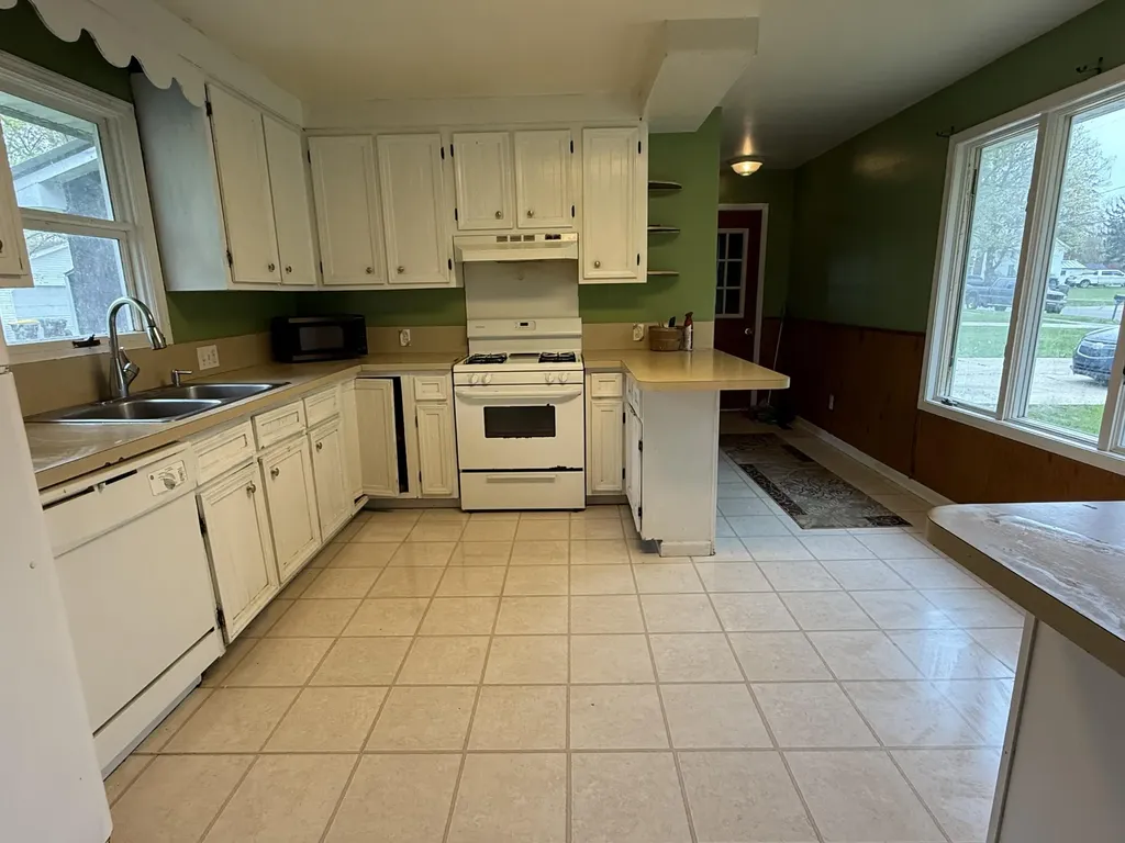 236 W Main Street Vermontville Village MI 49096