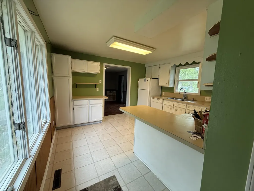 236 W Main Street Vermontville Village MI 49096