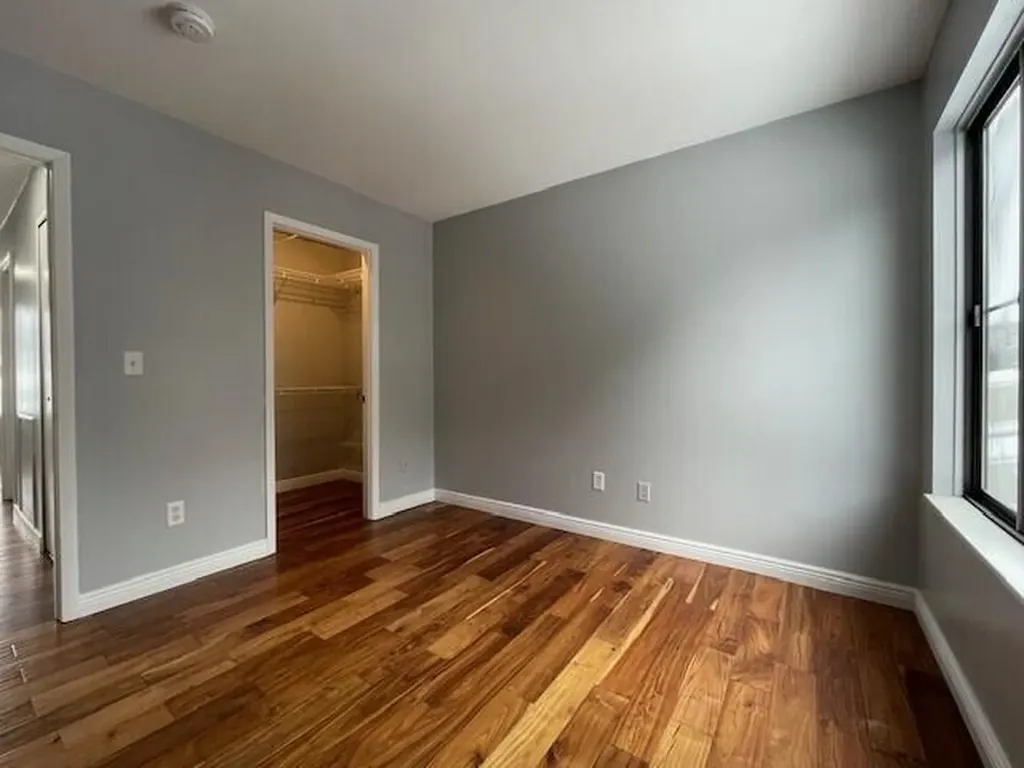 3005 Chapshire Drive SE Cascade Charter Township MI 49546