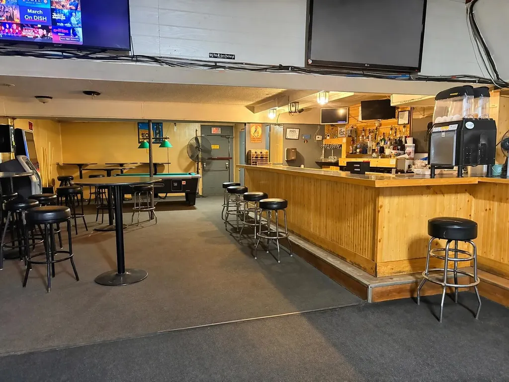 3680 Airline Highway Norton Shores City MI 49444