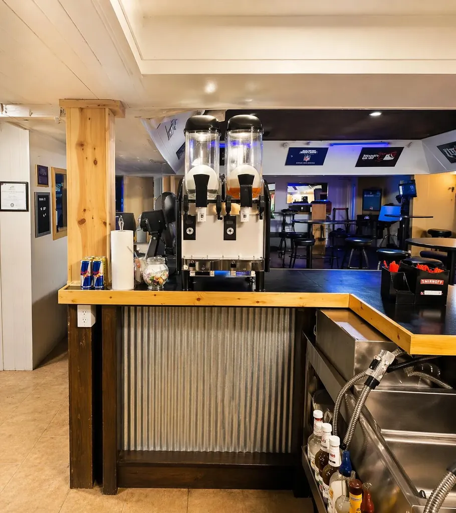 3680 Airline Highway Norton Shores City MI 49444