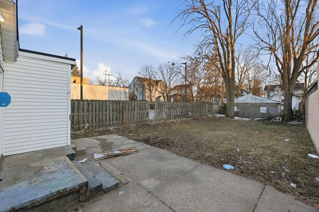 914 Fulton Street W Grand Rapids City MI 49504