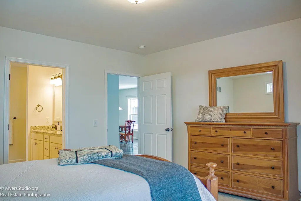 7177 Longview Court Hope Township MI 49046