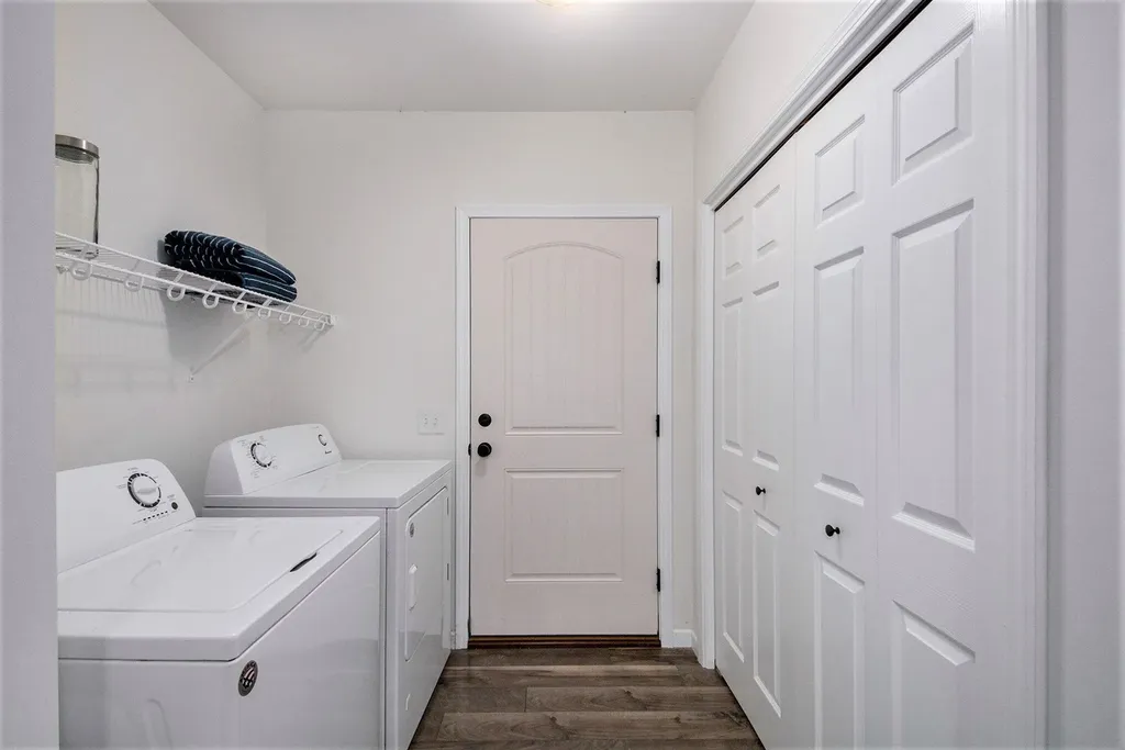 7177 Longview Court Hope Township MI 49046