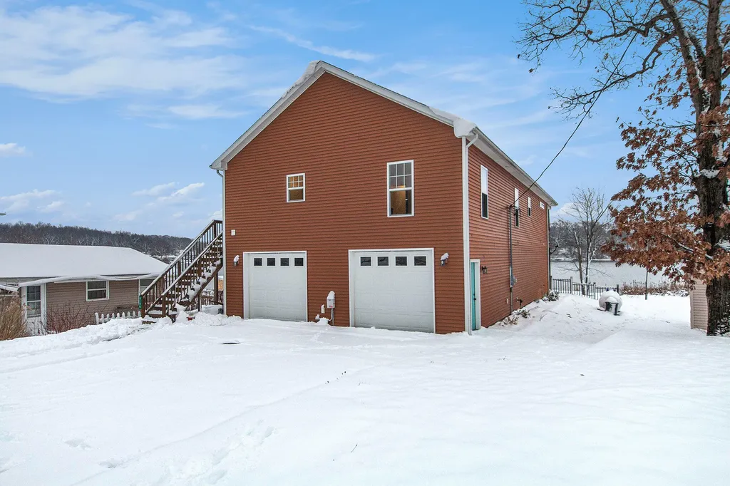 7177 Longview Court Hope Township MI 49046