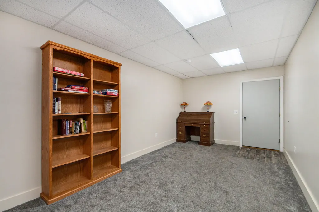 7177 Longview Court Hope Township MI 49046