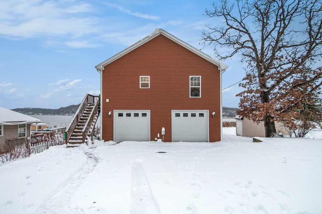 7177 Longview Court Hope Township MI 49046