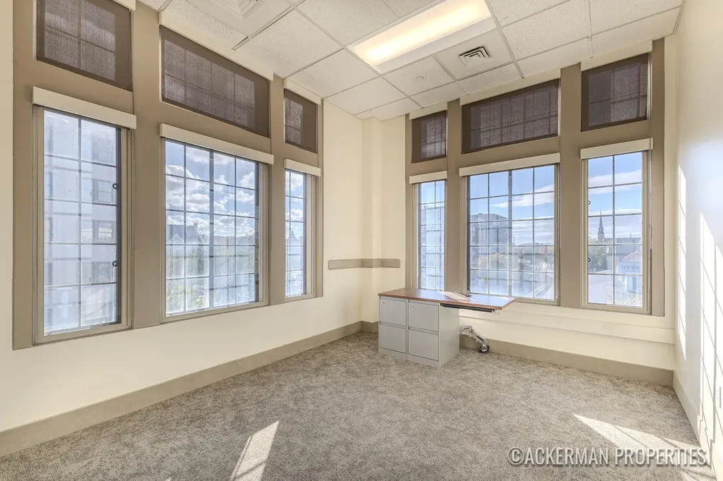 25 Sheldon Avenue SE Grand Rapids City MI 49503