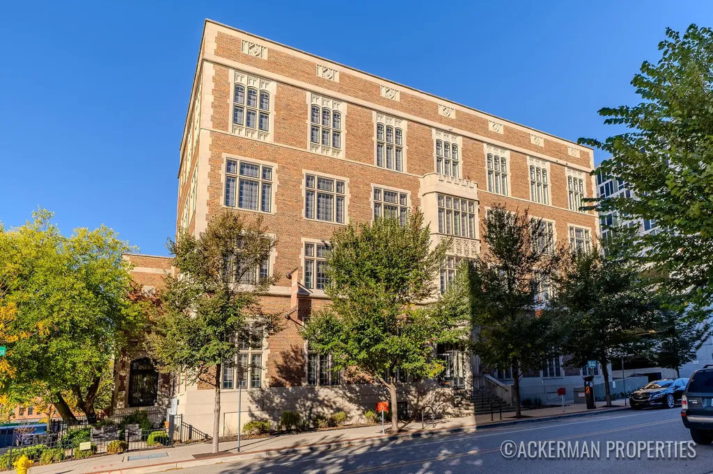 25 Sheldon Avenue SE Grand Rapids City MI 49503