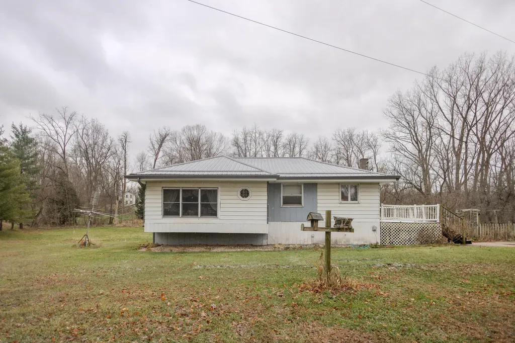 11102 S 34th Street Brady Township MI 49097