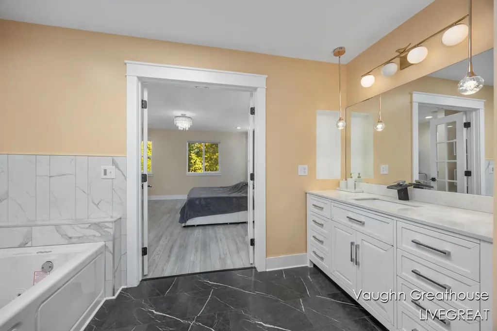 2905 Woodside Avenue SE Grand Rapids City MI 49508