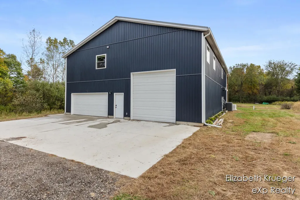 8586 66th Street SE Caledonia Township MI 49302