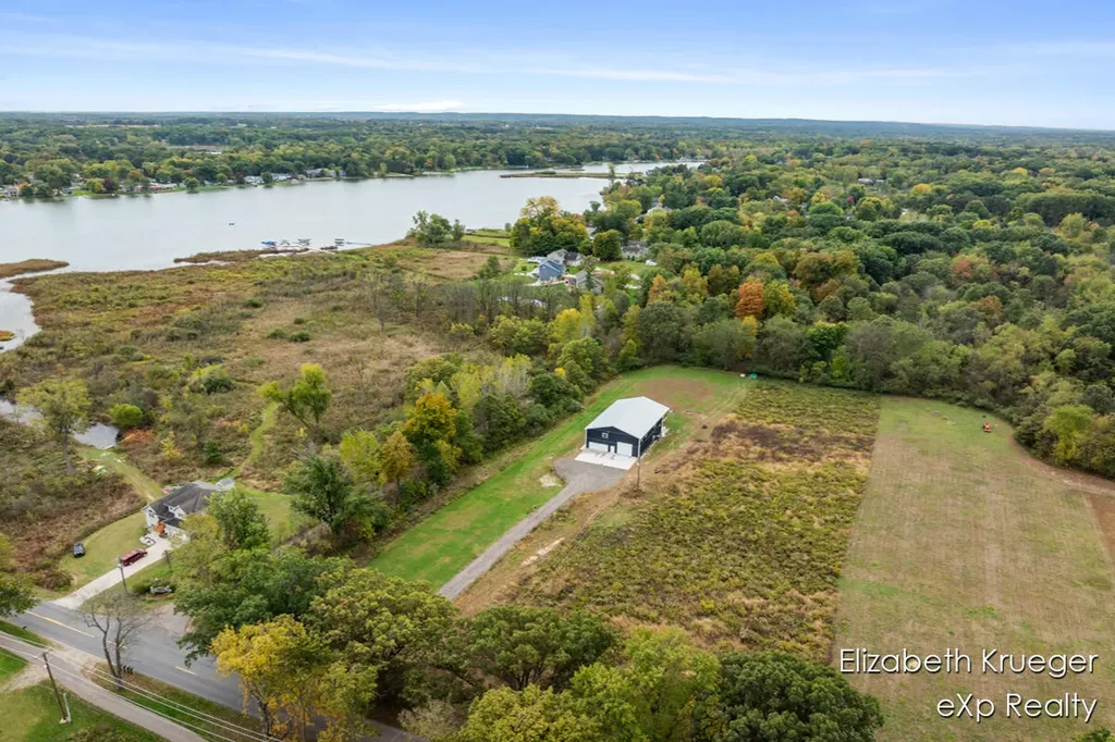 8586 66th Street SE Caledonia Township MI 49302