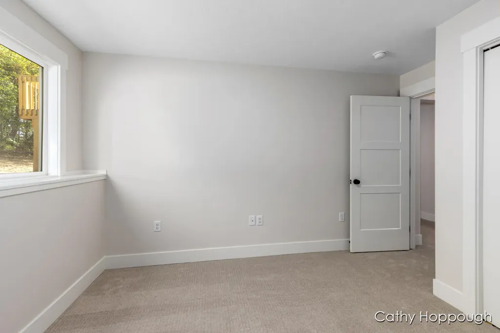 1978 Aspen Valley Lane Ionia City MI 48846