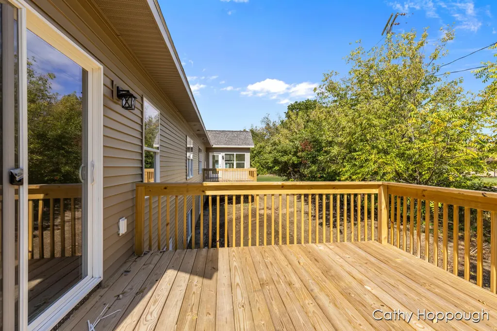 1978 Aspen Valley Lane Ionia City MI 48846