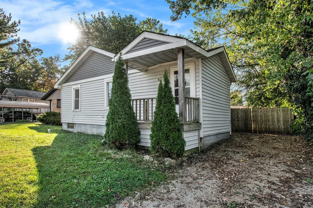 1638 Superior Street Niles City MI 49120