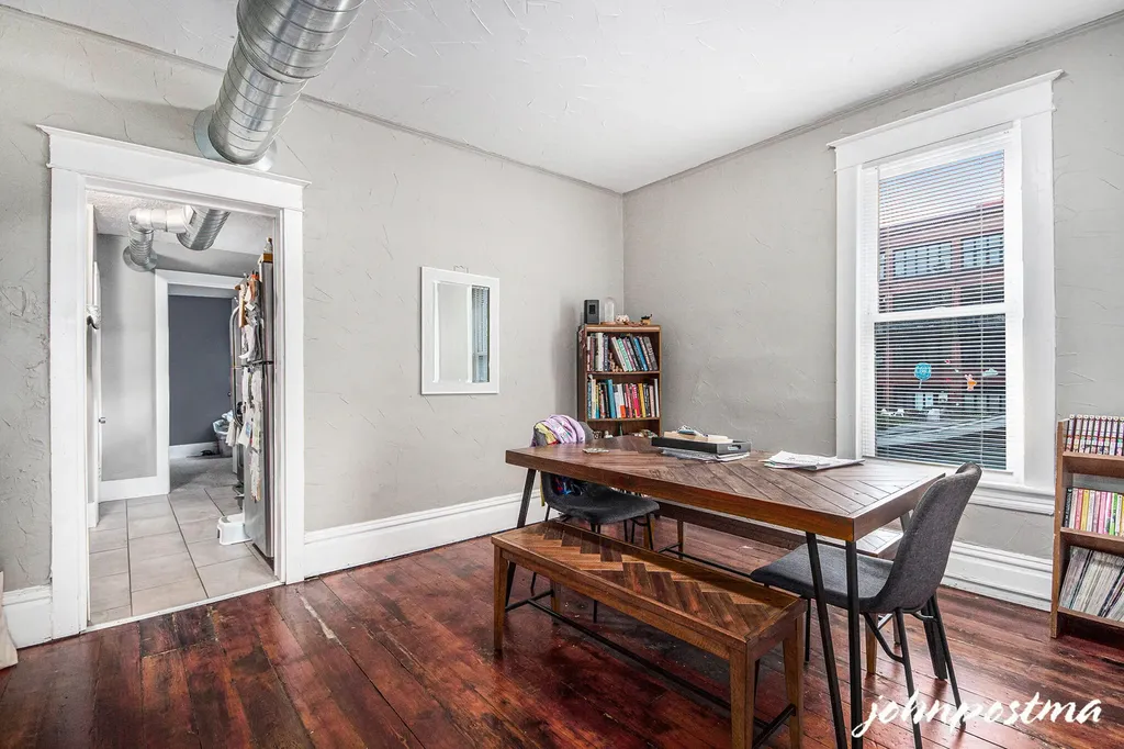 646 Broadway Avenue NW Grand Rapids City MI 49504